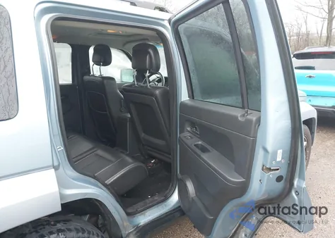 2012 Jeep Liberty Sport z USA, uszkodzony, nr VIN 1C4PJMAK8CW187993